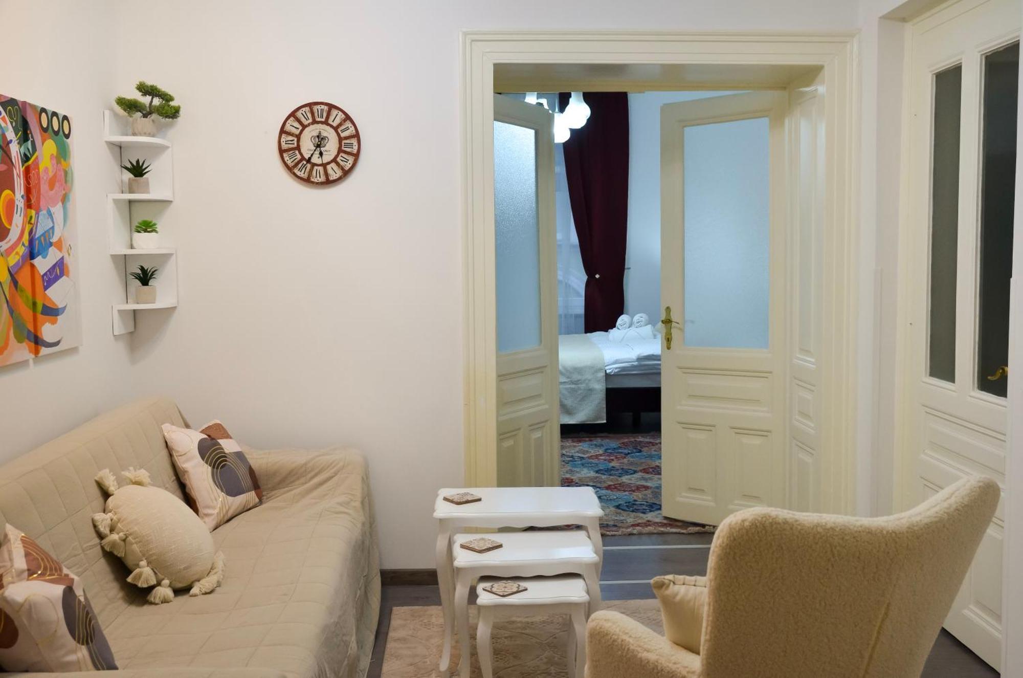 Main Street Retreat Apartment With Free Parking SJJ Exterior photo