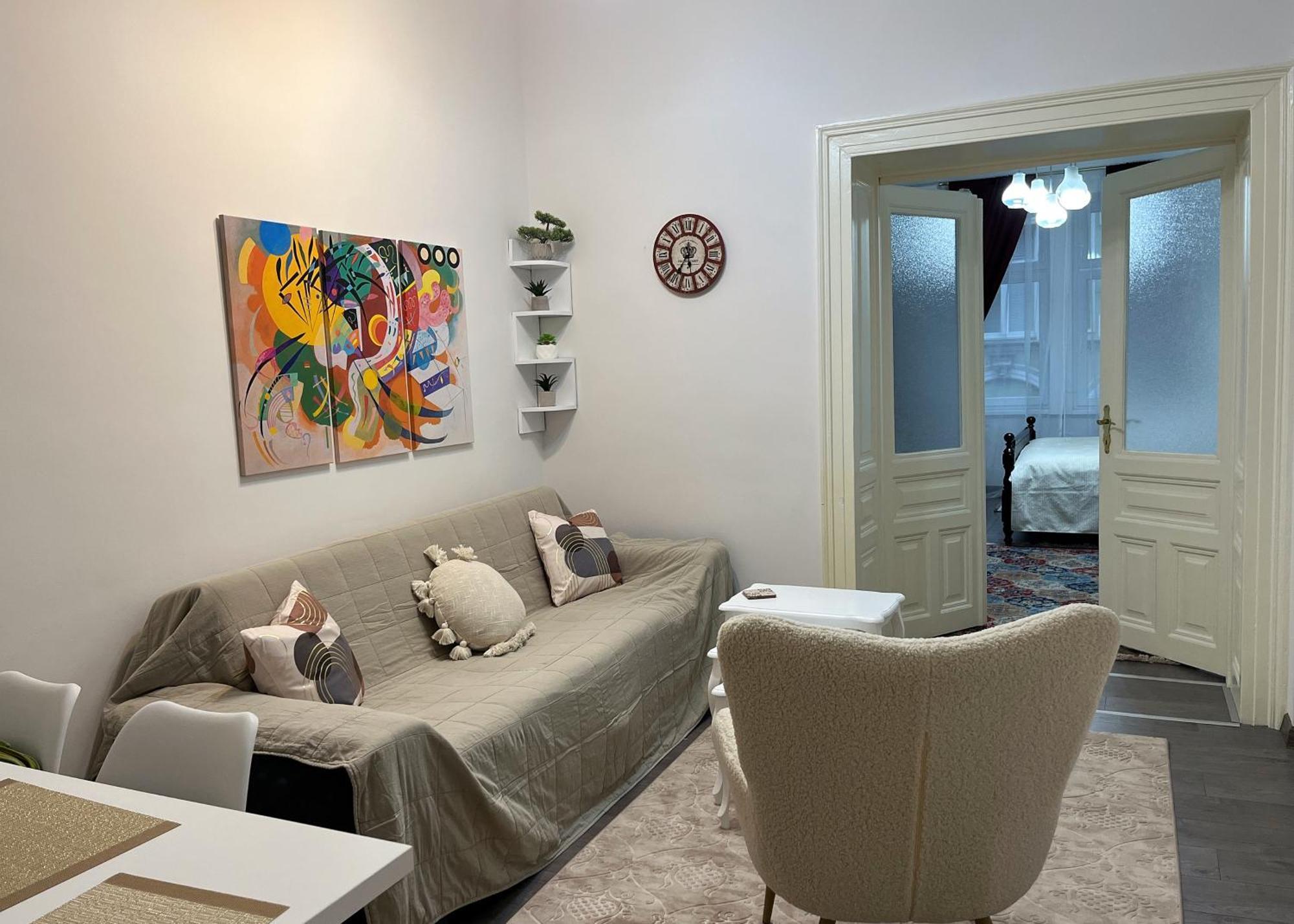 Main Street Retreat Apartment With Free Parking SJJ Exterior photo